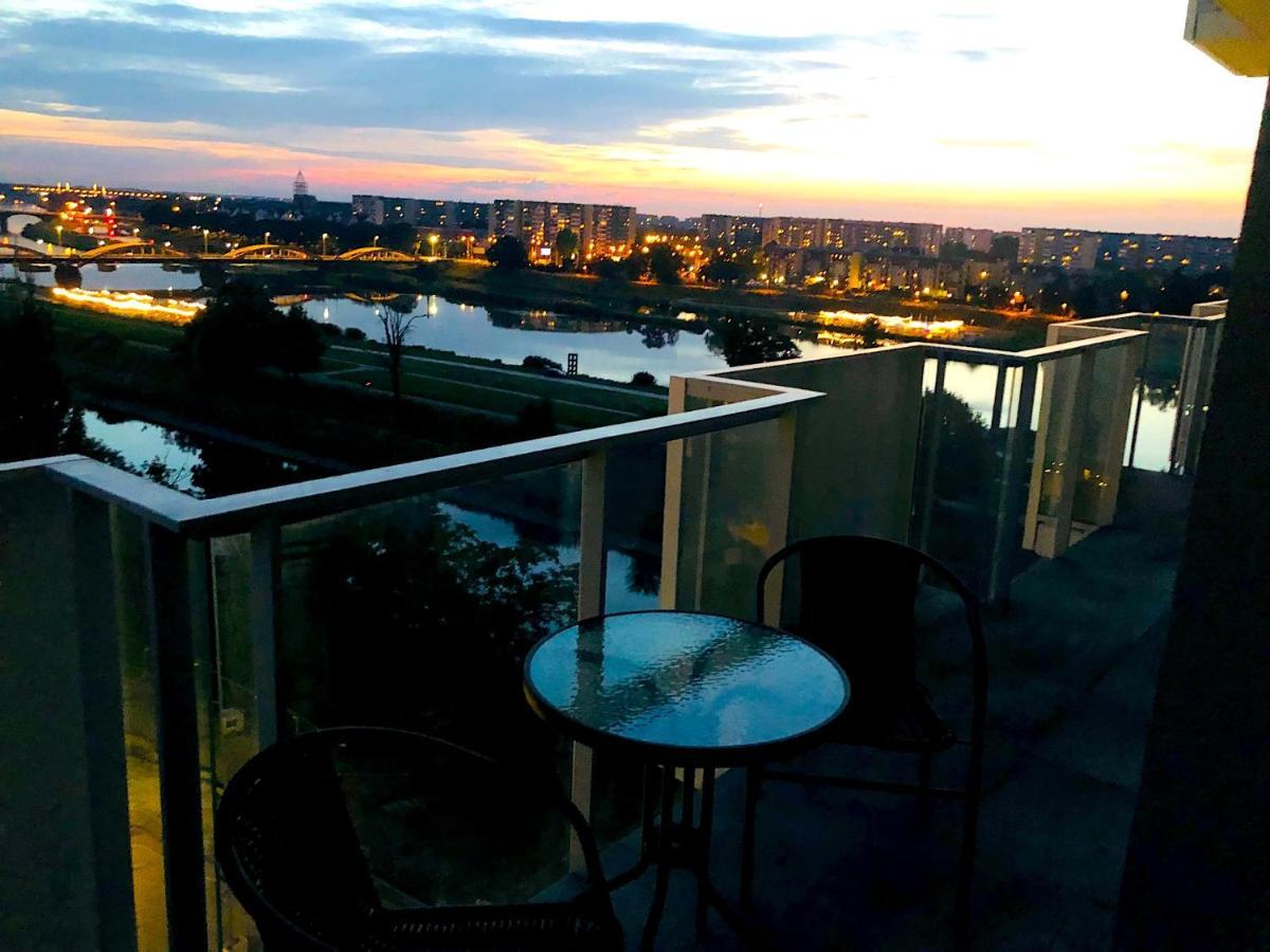 Apartament Z Tarasem I Widokiem Na Odre 브로츠와프 외부 사진
